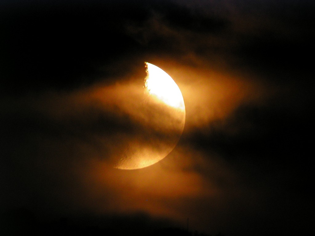 waxing-crescent-moon-7